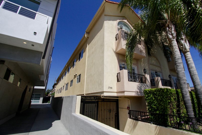 Castle View Townhomes Condos, Lofts & Townhomes For Sale Castle View Townhomes Real Estate