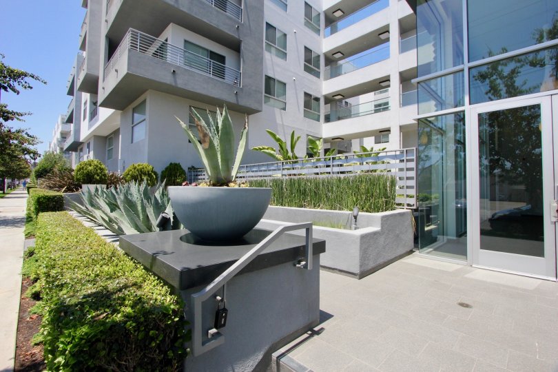 St Johns Wood Condos, Lofts & Townhomes For Sale St Johns Wood Real