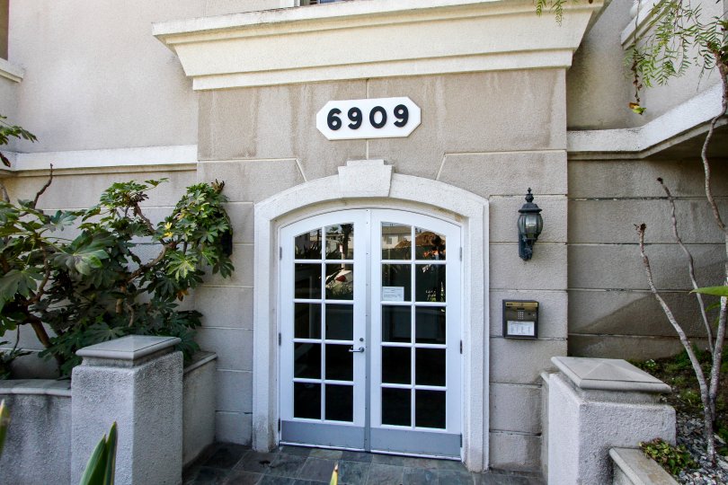 Knowlton Manor Condos, Lofts & Townhomes For Sale Knowlton Manor Real