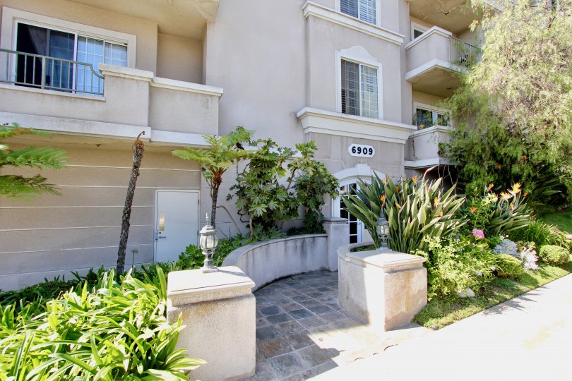 Knowlton Manor Condos, Lofts & Townhomes For Sale Knowlton Manor Real Estate Knowlton Manor