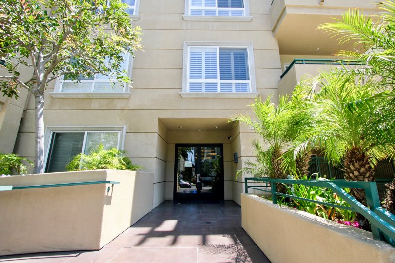 Bentley Green Condos, Lofts & Townhomes For Sale Bentley Green Real