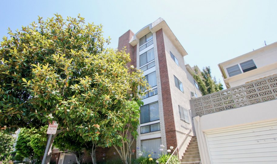 Beverly Glen Villas Condos, Lofts & Townhomes For Sale Beverly Glen Villas Real Estate