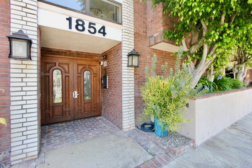 Beverly Glen Villas Condos, Lofts & Townhomes For Sale Beverly Glen Villas Real Estate