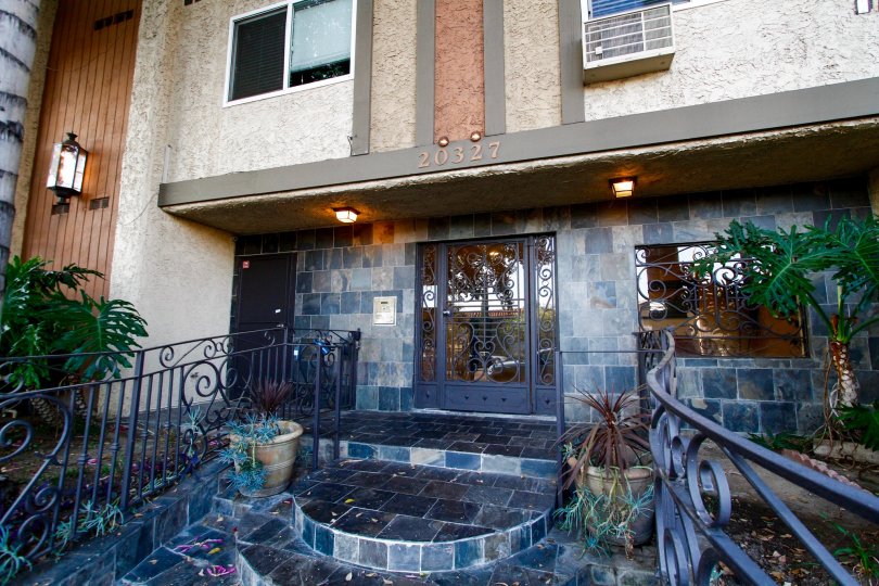 Saticoy Gardens Condos, Lofts & Townhomes For Sale Saticoy Gardens