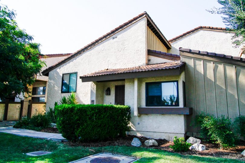 Warner Woodlands Condos, Lofts & Townhomes For Sale Warner Woodlands