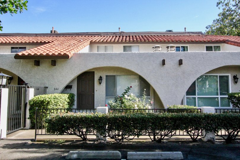 Aron Place Condos, Lofts & Townhomes For Sale Aron Place Real Estate