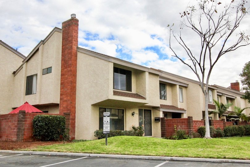 Sherwood Village Condos, Lofts & Townhomes For Sale Sherwood Village