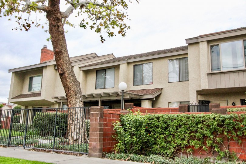 Sherwood Village Condos, Lofts & Townhomes For Sale Sherwood Village