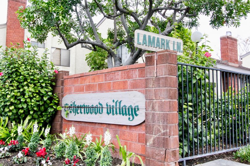 Sherwood Village Condos, Lofts & Townhomes For Sale Sherwood Village