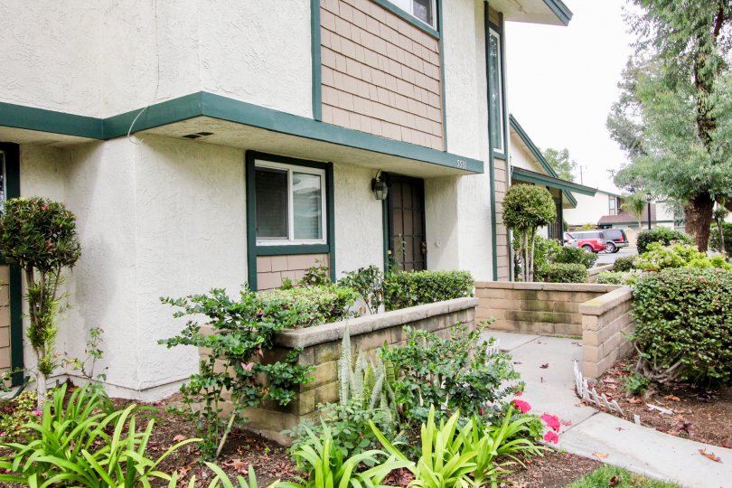 Highland Greens Condos, Lofts & Townhomes For Sale Highland Greens