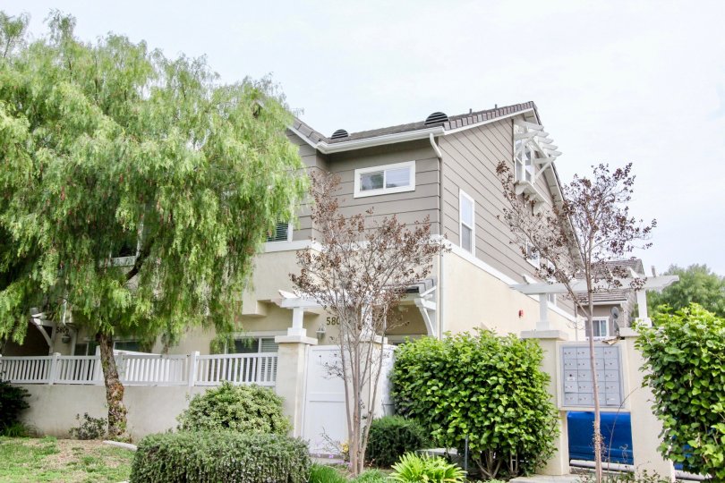 Trellis Lane Condos, Lofts & Townhomes For Sale Trellis Lane Real