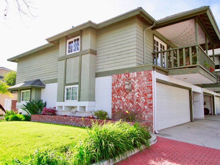 Pacific Bluffs Condos, Lofts & Townhomes For Sale Pacific Bluffs Real