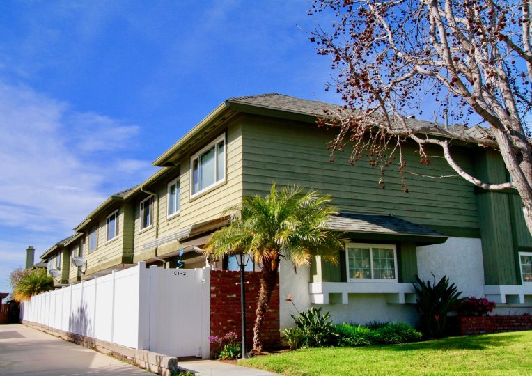 Pacific Bluffs Condos, Lofts & Townhomes For Sale Pacific Bluffs Real