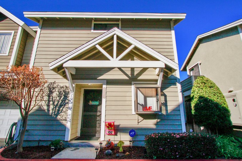 Quiet Bay Townhomes Condos, Lofts & Townhomes For Sale Quiet Bay Townhomes Real Estate Quiet