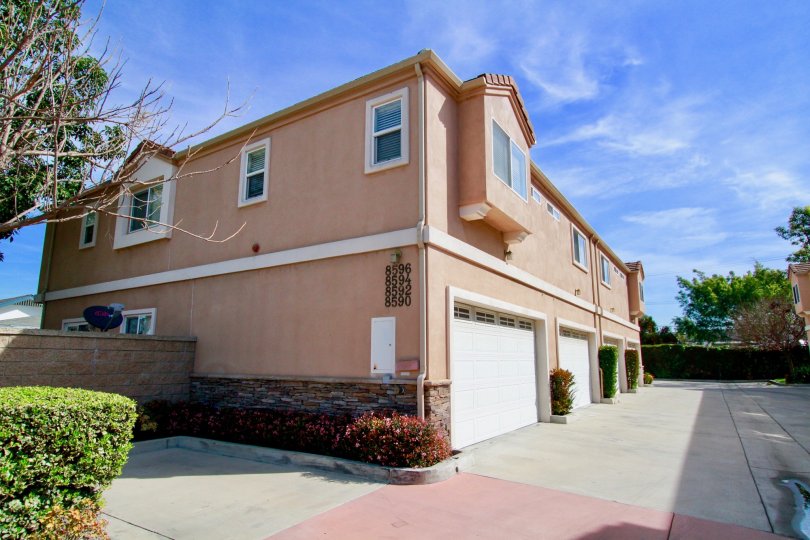 Belmont Grace Condos, Lofts & Townhomes For Sale Belmont Grace Real