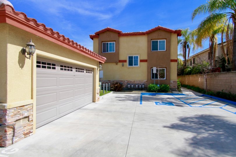 Lourdes Court Condos, Lofts & Townhomes For Sale Lourdes Court Real