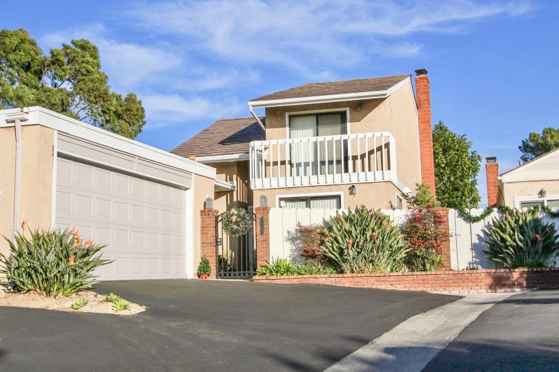 Dana Light Condos, Lofts & Townhomes For Sale Dana Light Real Estate