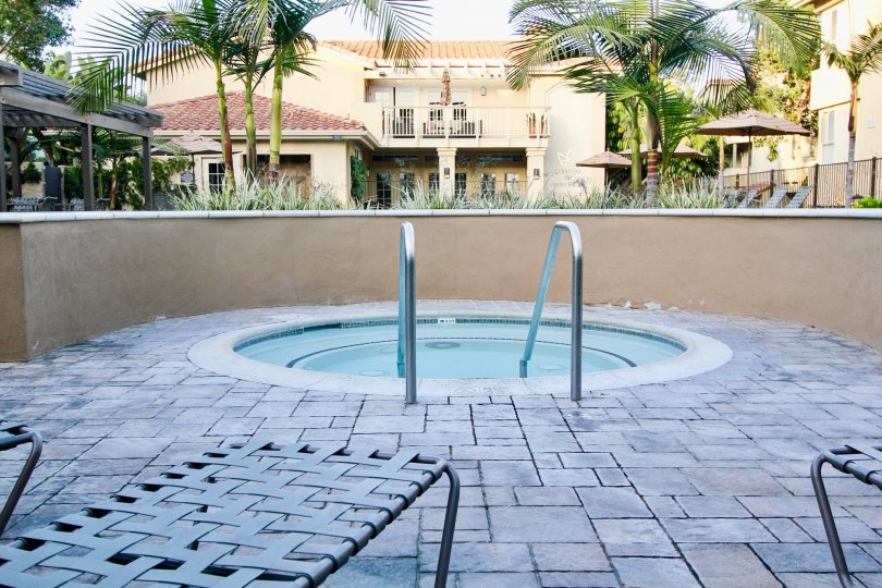 Ritz Pointe Condos, Lofts & Townhomes For Sale Ritz Pointe Real