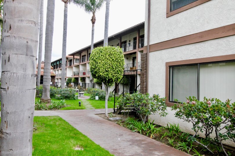 Los Caballeros Condos, Lofts & Townhomes For Sale Los Caballeros Real Estate Los Caballeros