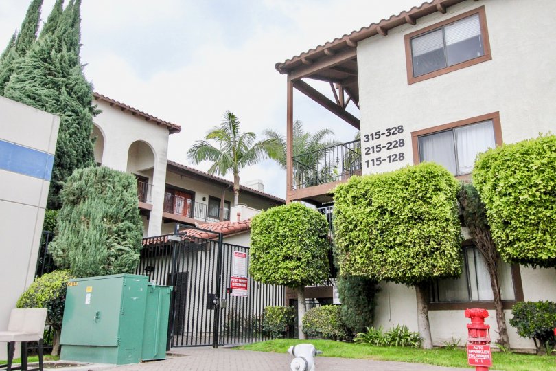 Los Caballeros Condos, Lofts & Townhomes For Sale Los Caballeros Real