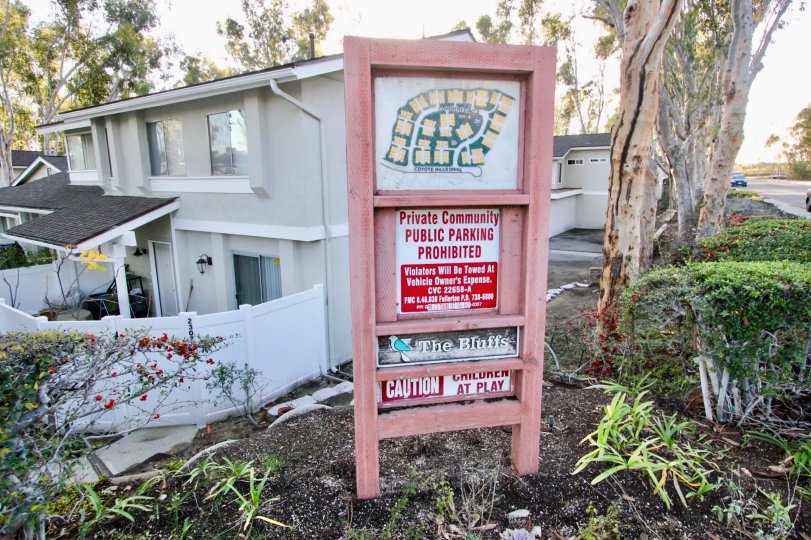 Coyote Hills Bluffs Condos, Lofts & Townhomes For Sale Coyote Hills