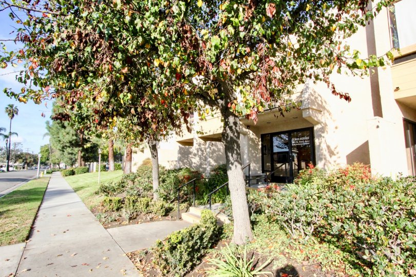 Fullerton Fountains Condos, Lofts & Townhomes For Sale Fullerton