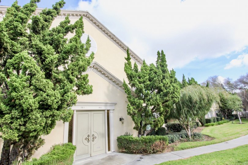 Meredith Manor Condos, Lofts & Townhomes For Sale Meredith Manor Real