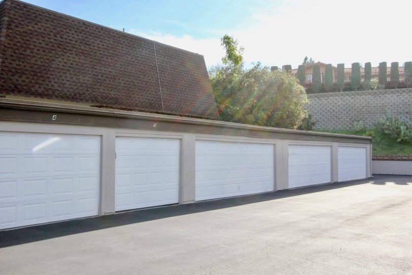 Monarch Manor Condos, Lofts & Townhomes For Sale Monarch Manor Real