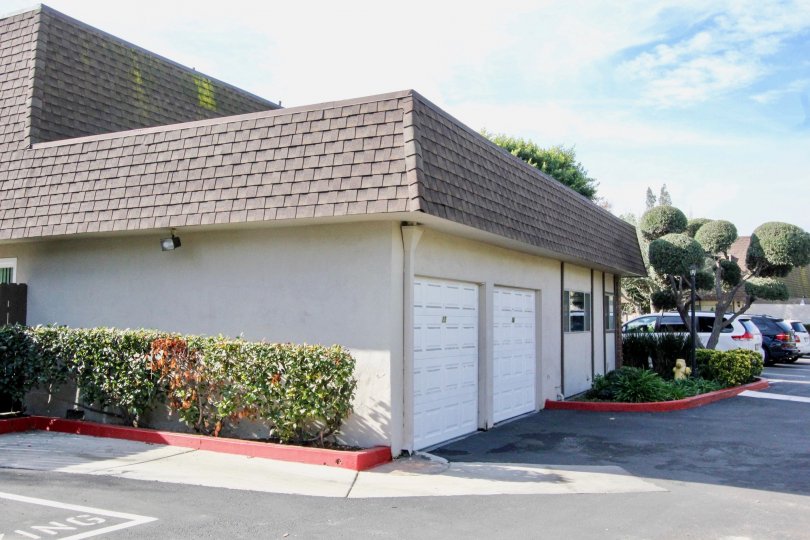 Monarch Manor Condos, Lofts & Townhomes For Sale Monarch Manor Real