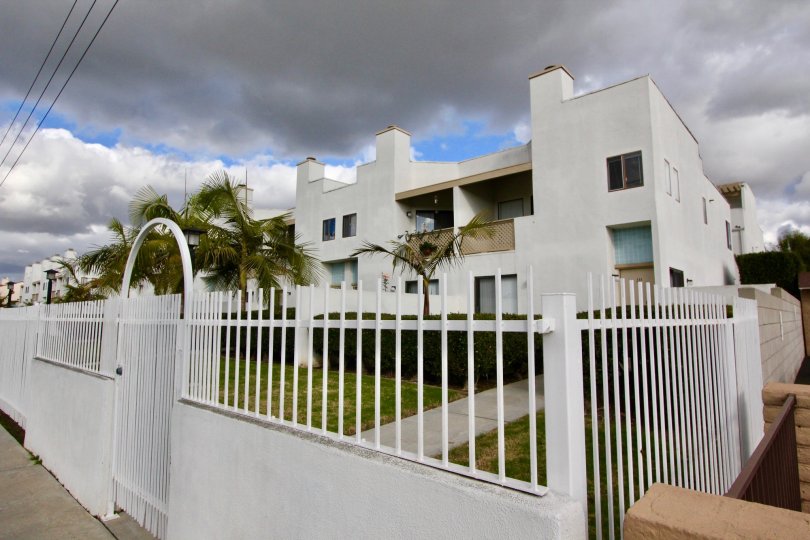 Berkshire Condos Condos, Lofts & Townhomes For Sale Berkshire Condos