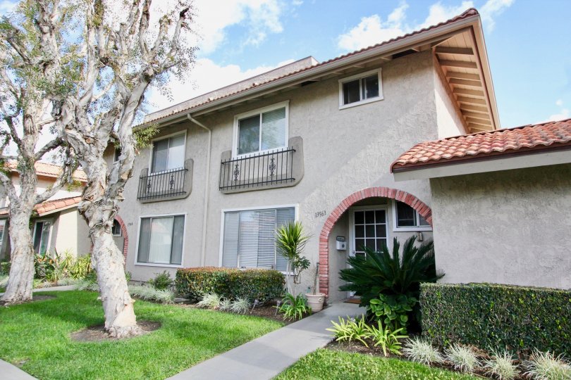 La Jolla Plaza Condos, Lofts & Townhomes For Sale La Jolla Plaza Real