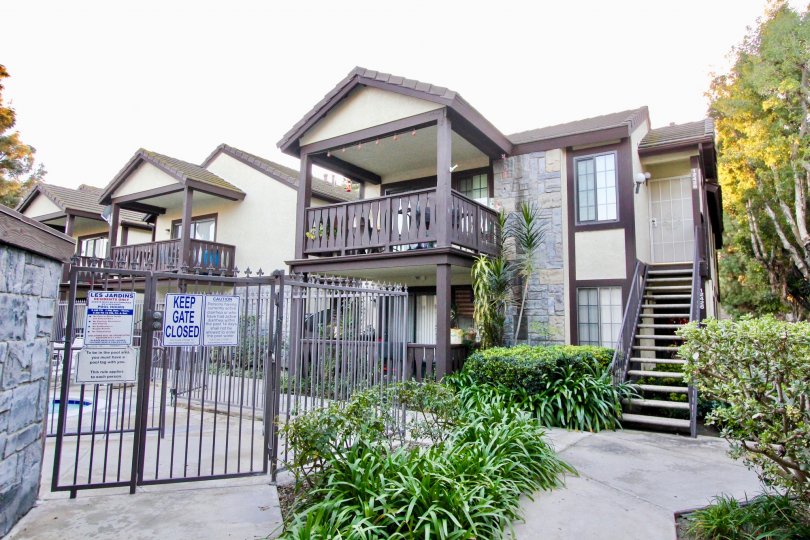 Les Jardins Condos, Lofts & Townhomes For Sale Les Jardins Real