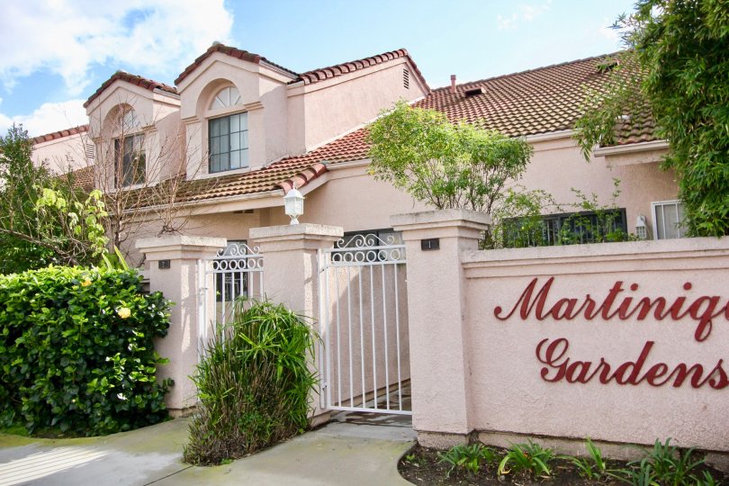 Martinique Gardens Condos, Lofts & Townhomes For Sale Martinique