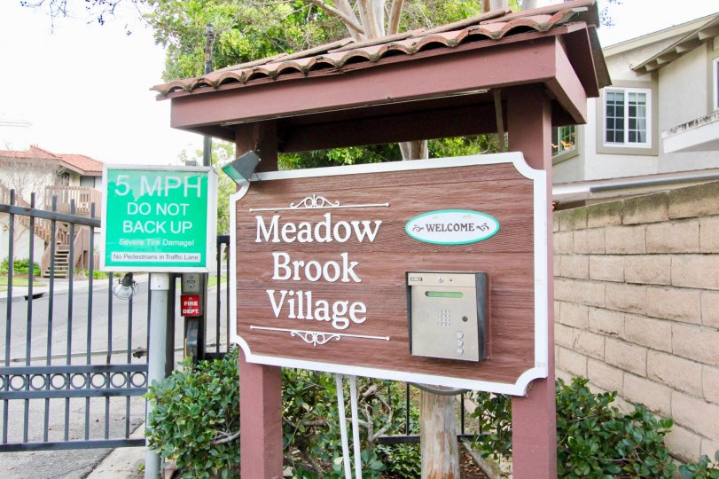 Meadow Brook Village Condos, Lofts & Townhomes For Sale Meadow Brook