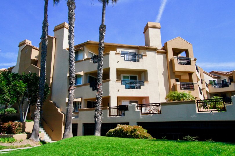 Huntington Bayshore Condos, Lofts & Townhomes For Sale Huntington