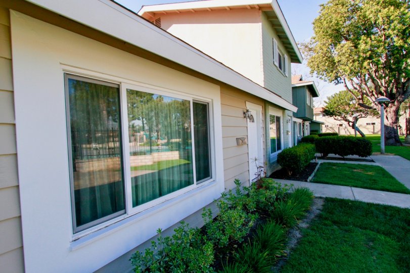 Huntington Continental Condos, Lofts & Townhomes For Sale Huntington