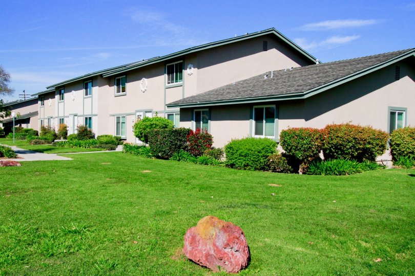 Huntington Townhomes Condos, Lofts & Townhomes For Sale Huntington Townhomes Real Estate