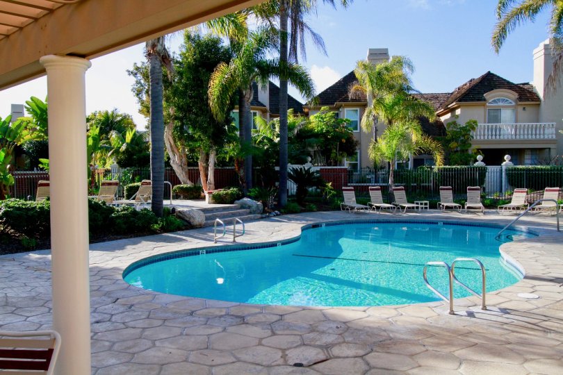 Seacliff on the Greens Condos, Lofts & Townhomes For Sale Seacliff on