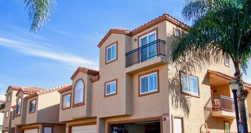 Seacliff Palms Condos, Lofts & Townhomes For Sale Seacliff Palms Real