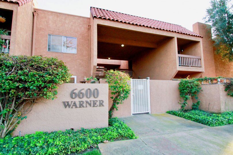 Villa Warner Condos, Lofts & Townhomes For Sale Villa Warner Real