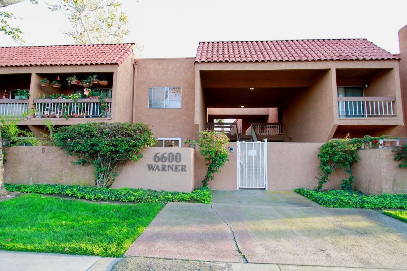 Villa Warner Condos, Lofts & Townhomes For Sale | Villa ...