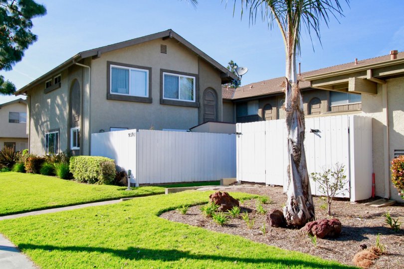 Yorktown Villas Condos, Lofts & Townhomes For Sale Yorktown Villas