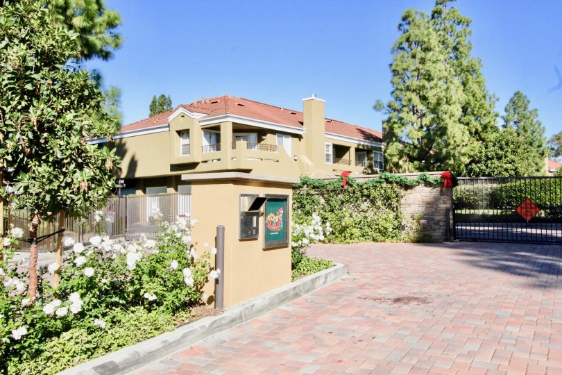 Oxford Court Condos Lofts Townhomes For Sale Oxford Court Real