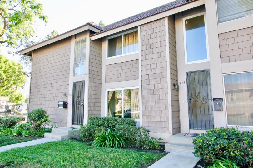 Walnut Square Condos, Lofts & Townhomes For Sale Walnut Square Real