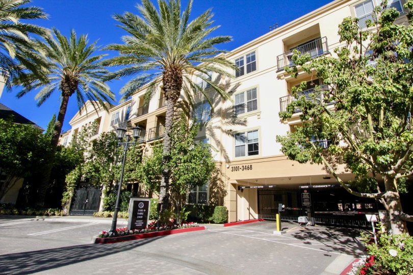 Watermarke Condos, Lofts & Townhomes For Sale Watermarke Real Estate