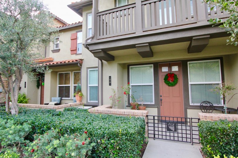 Whispering Glen Condos, Lofts & Townhomes For Sale Whispering Glen