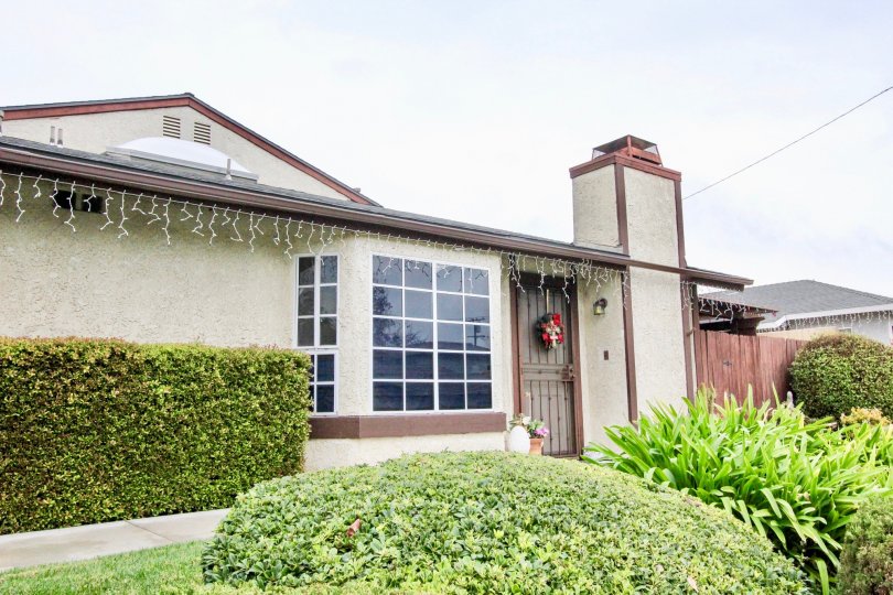 Erna Del Place Condos, Lofts & Townhomes For Sale Erna Del Place Real