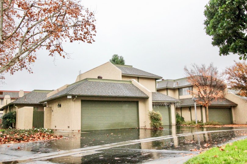 Heritage Village Condos, Lofts & Townhomes For Sale Heritage Village