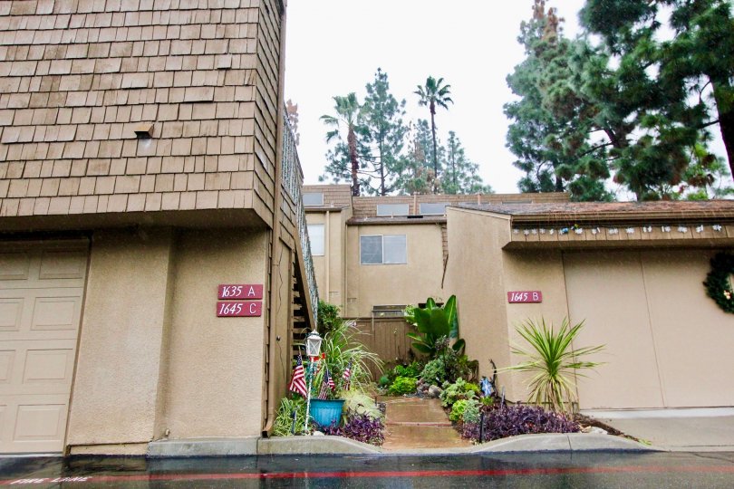 Hidden Lakes Condos, Lofts & Townhomes For Sale Hidden Lakes Real
