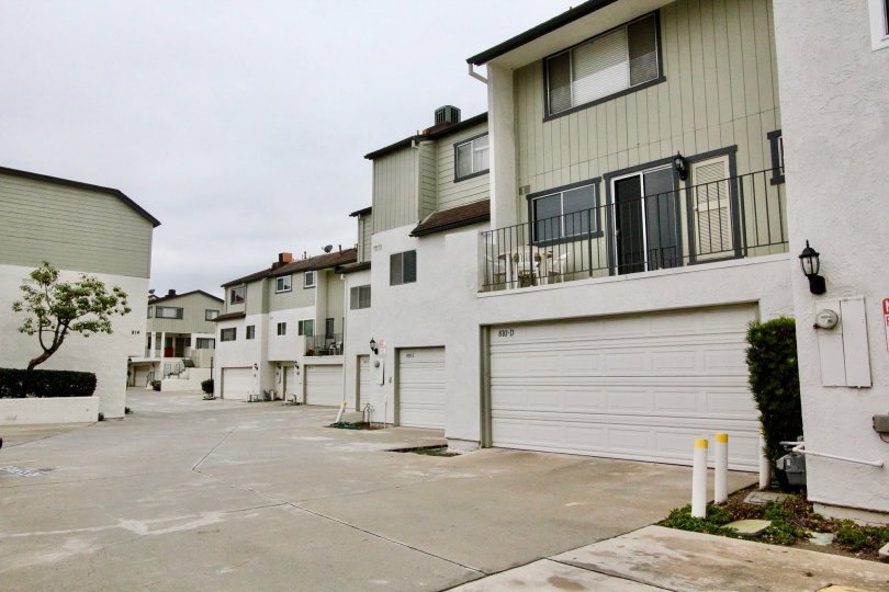 Lakeview Townhomes Condos, Lofts & Townhomes For Sale Lakeview Townhomes Real Estate